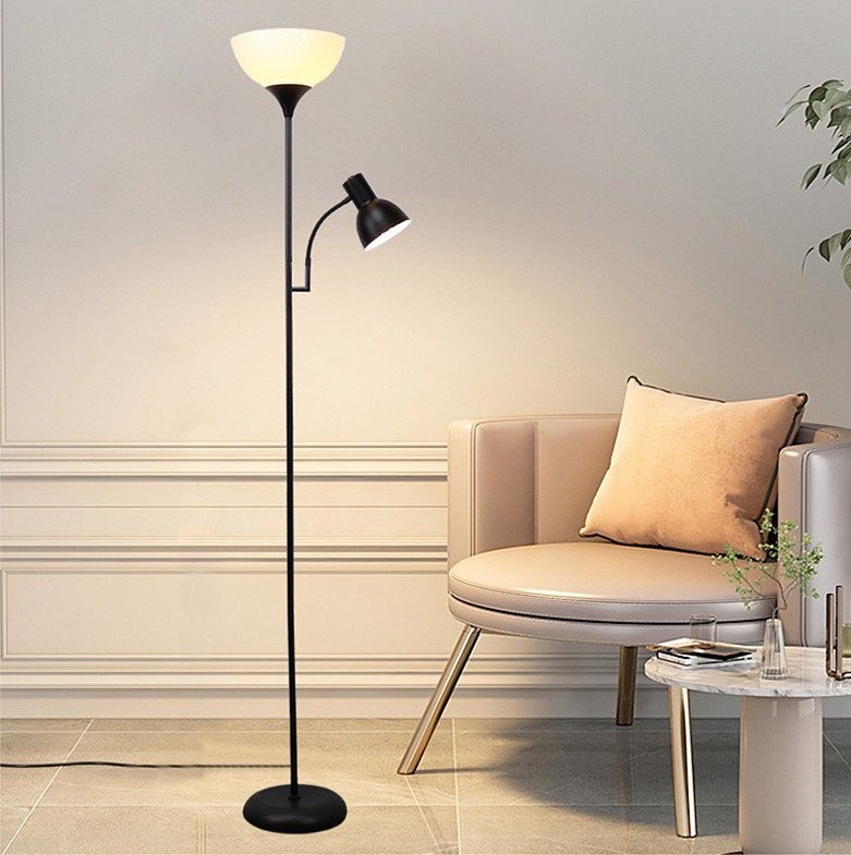 Lisant reading lamp