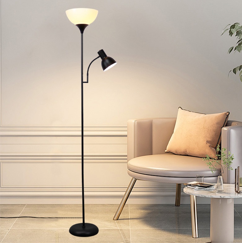 Lisant reading lamp